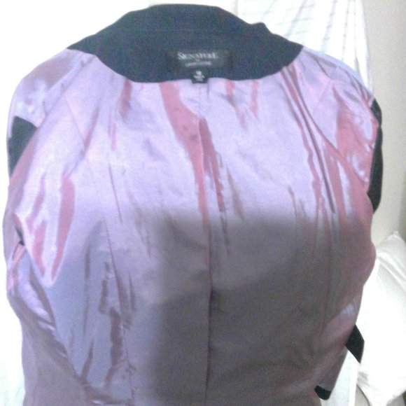 2 Piece Fully Lined Suit - Picture 10 of 11